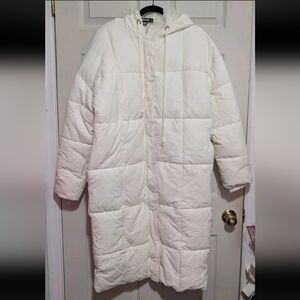 Missguided Puffer Jacket US 4 UK 8 Oversized Cozy Winter Cream Ivory Hooded